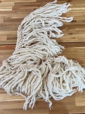 Wool and Lurex Garland - Cost Plus World Market - NWOT